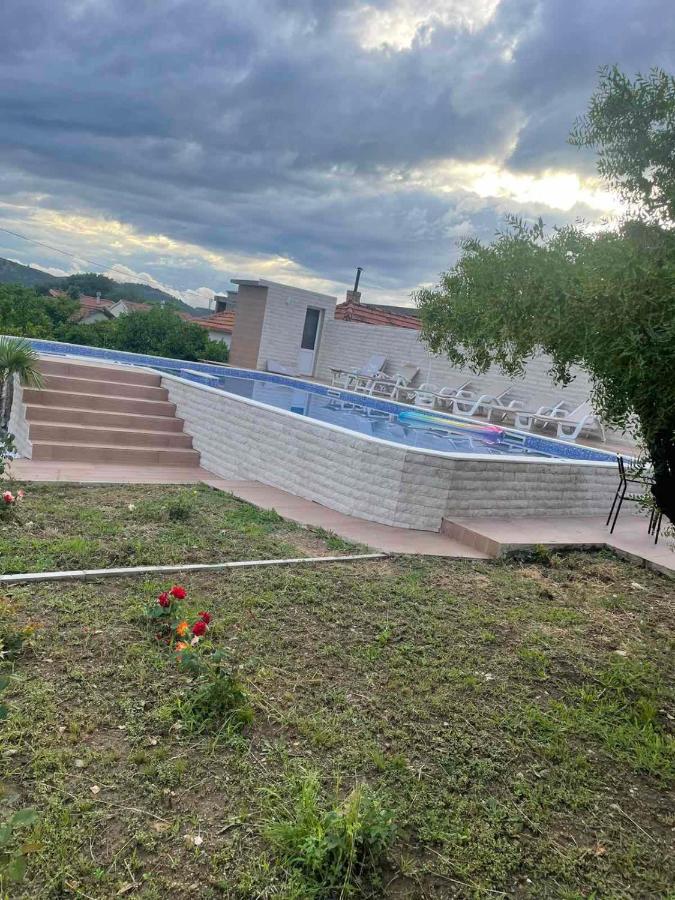 Villa Nilic Bar Exterior photo
